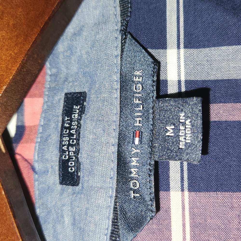Tommy Hilfiger classic fit plaid - Picture 2 of 7